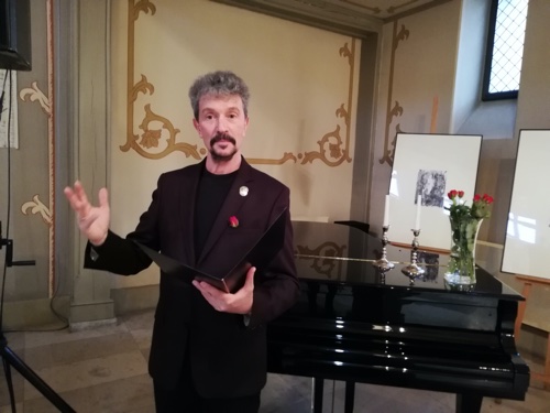 Zdjęcie: Zapraszamy na recital poetycko-aktorski